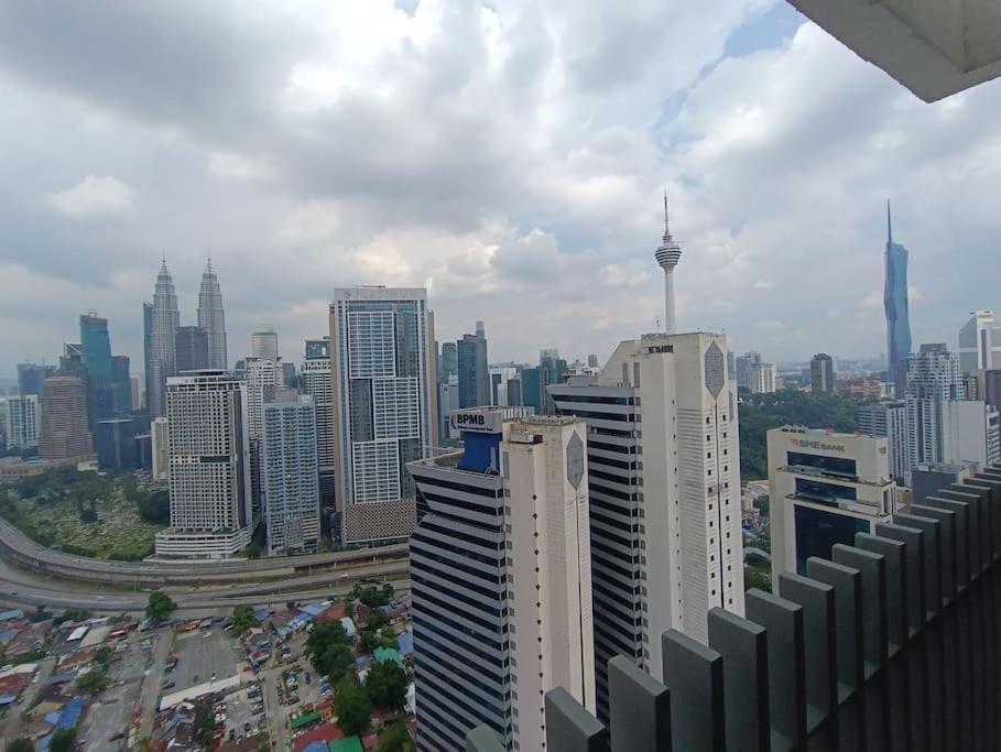 Cl 30A Super Kl View Infinity Pool Klcc Lejlighed Kuala Lumpur Eksteriør billede