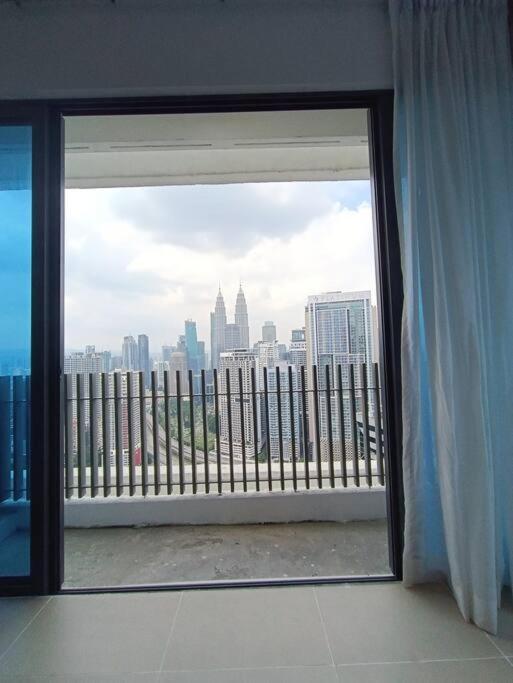 Cl 30A Super Kl View Infinity Pool Klcc Lejlighed Kuala Lumpur Eksteriør billede
