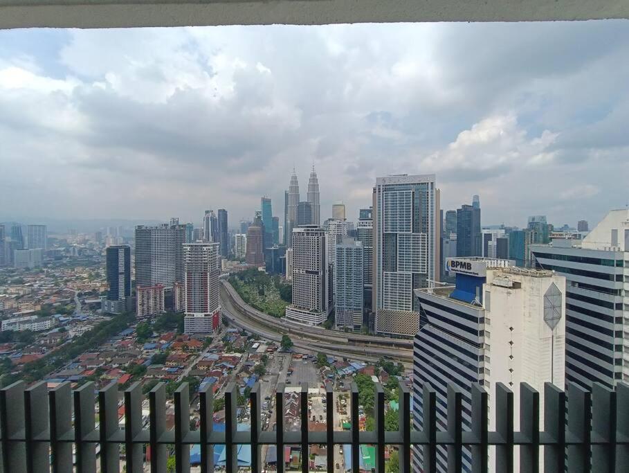 Cl 30A Super Kl View Infinity Pool Klcc Lejlighed Kuala Lumpur Eksteriør billede