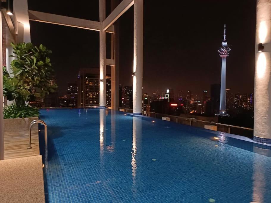 Cl 30A Super Kl View Infinity Pool Klcc Lejlighed Kuala Lumpur Eksteriør billede