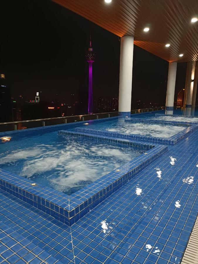 Cl 30A Super Kl View Infinity Pool Klcc Lejlighed Kuala Lumpur Eksteriør billede